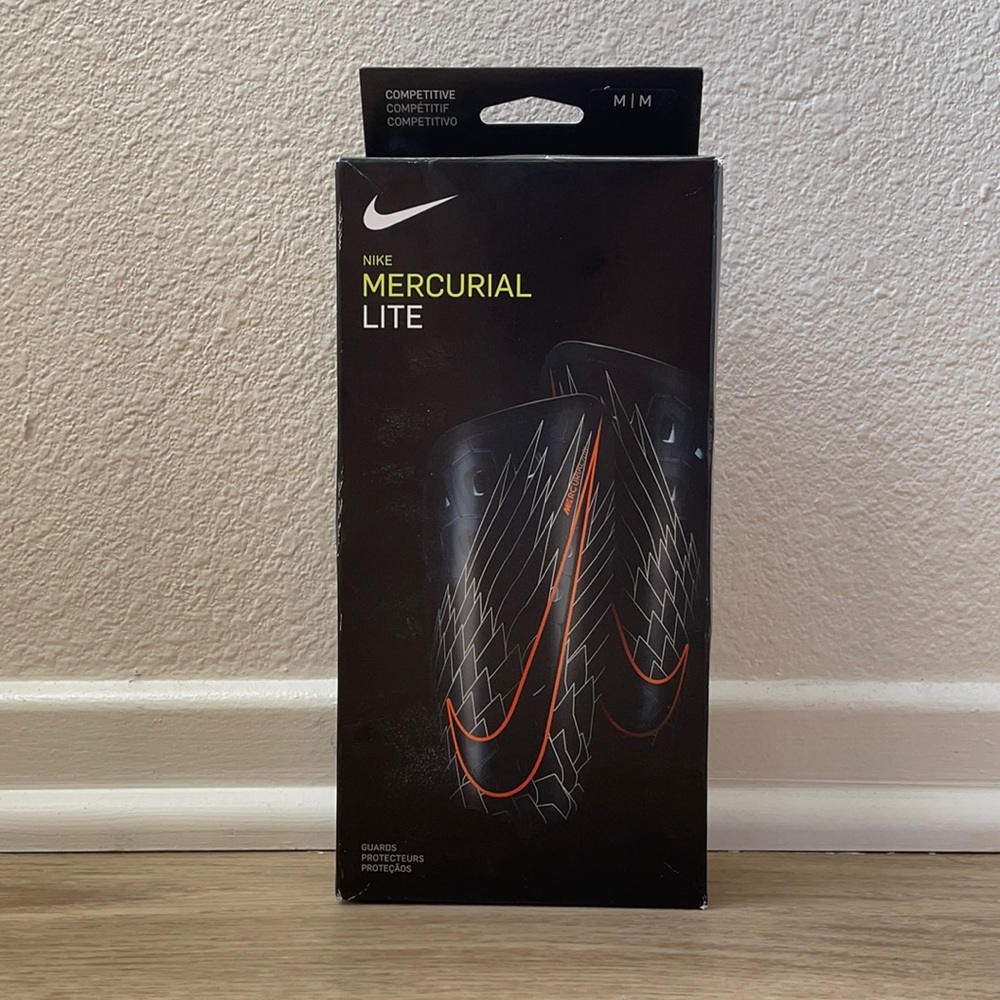 Nike Mercurial Lite  Shin Guards
